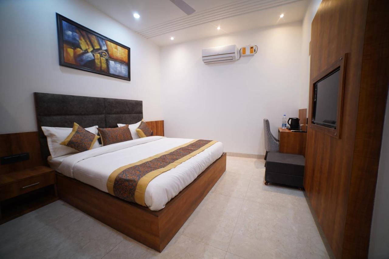 Hotel Elite - 5 Mins From Golden Temple Αμριτσάρ Εξωτερικό φωτογραφία
